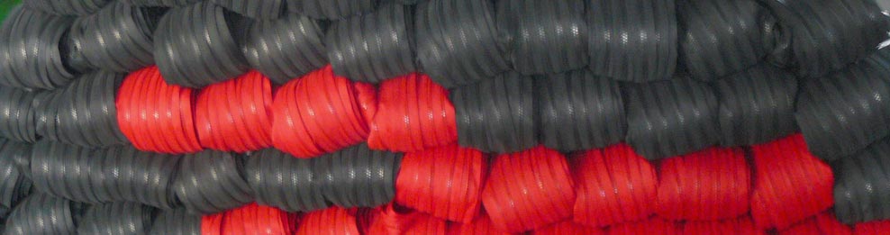We offer a wide range of durable nylon zipper, which is light and soft. 