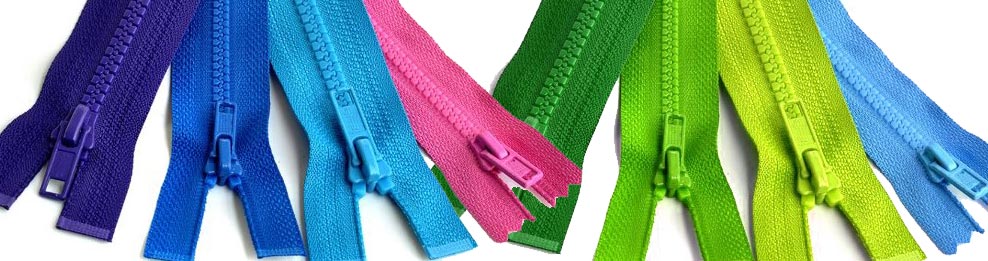 We offer a wide range of special zippers, which are used in various ladies garments like skirts, tops and cushions covers.